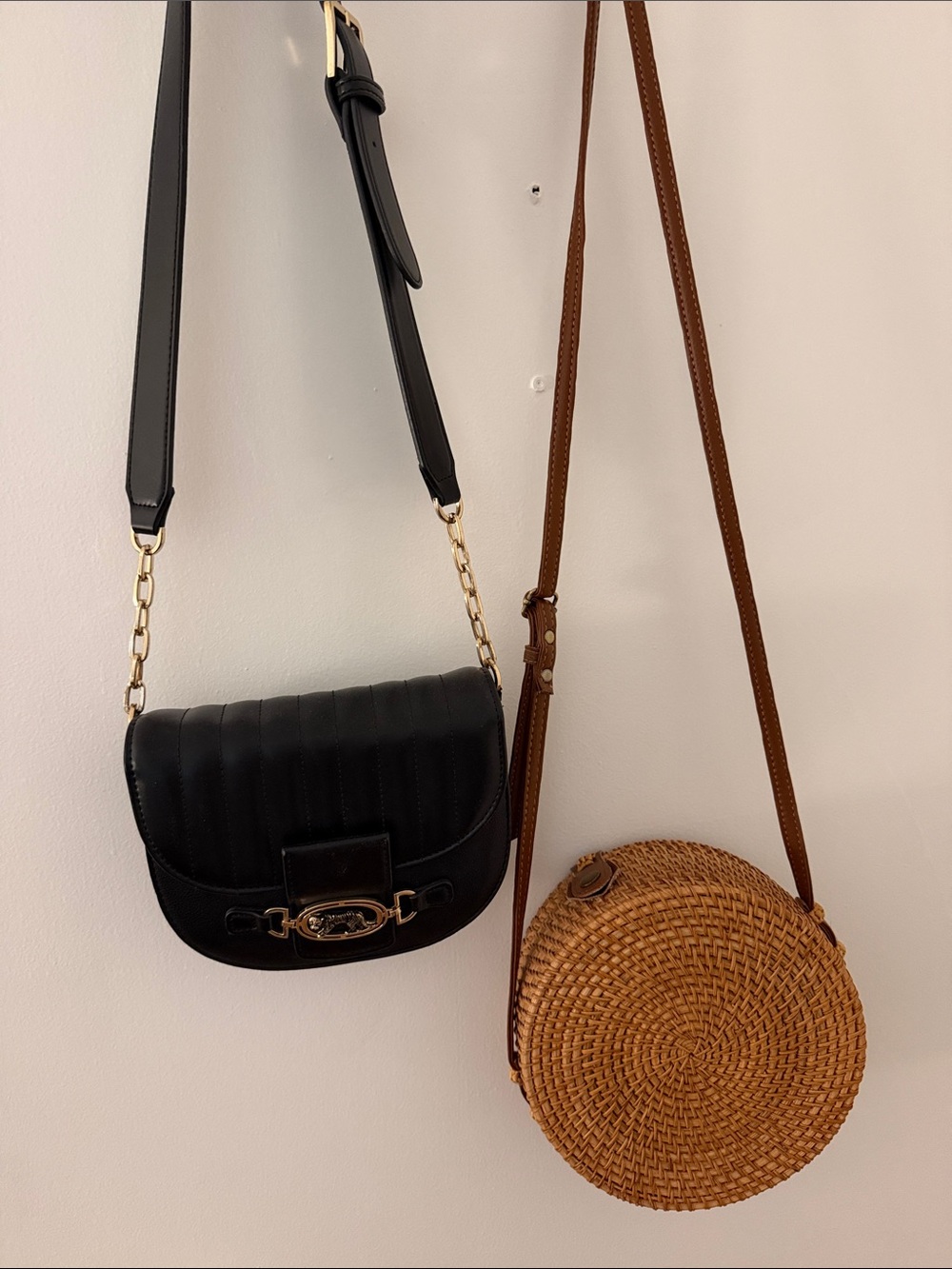 2 crossbody bags